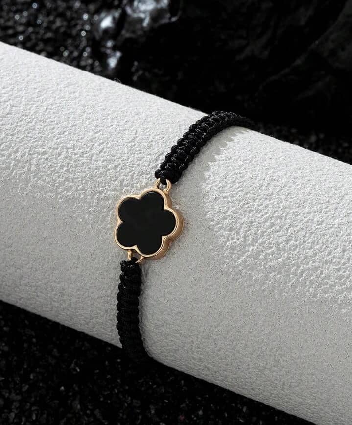 Bracelet à medaillon "Trèfle" - Du Chic Chez Vous