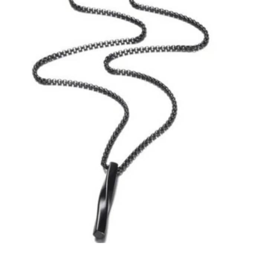 Collier torsadé à pendentif géométrique
