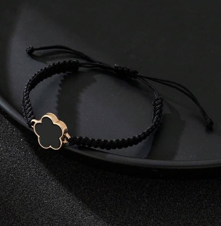 Bracelet à medaillon "Trèfle" - Du Chic Chez Vous